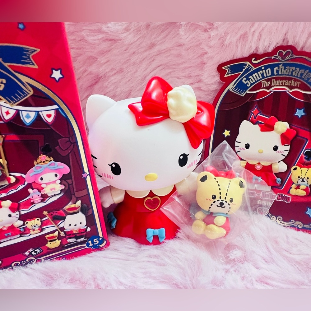 Sanrio Character From “The Nutcrackers “ Series Figures - “Clara-Hello Kitty”